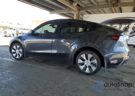 2024 Tesla Model Y from USA, damaged, VIN 7SAYGDEE9RF002972